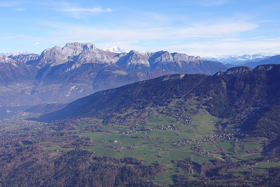 Panorama depuis le Semnoz en automne.
